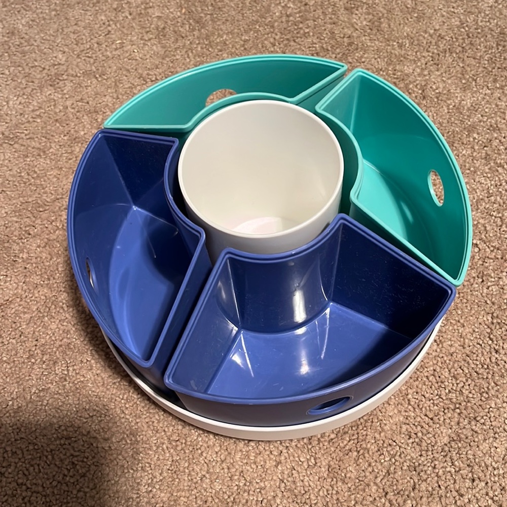 Makeup organizer